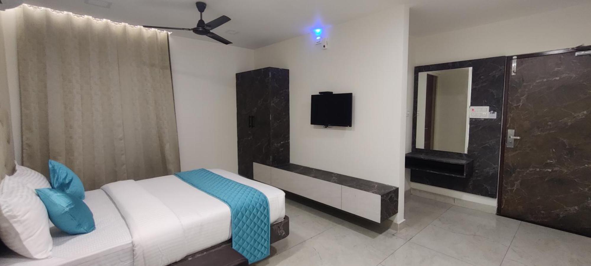 Balaji Residency Velankanni Exterior photo