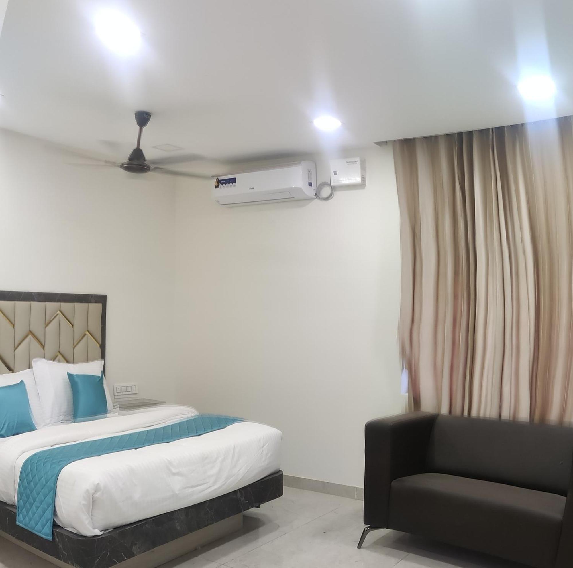Balaji Residency Velankanni Exterior photo